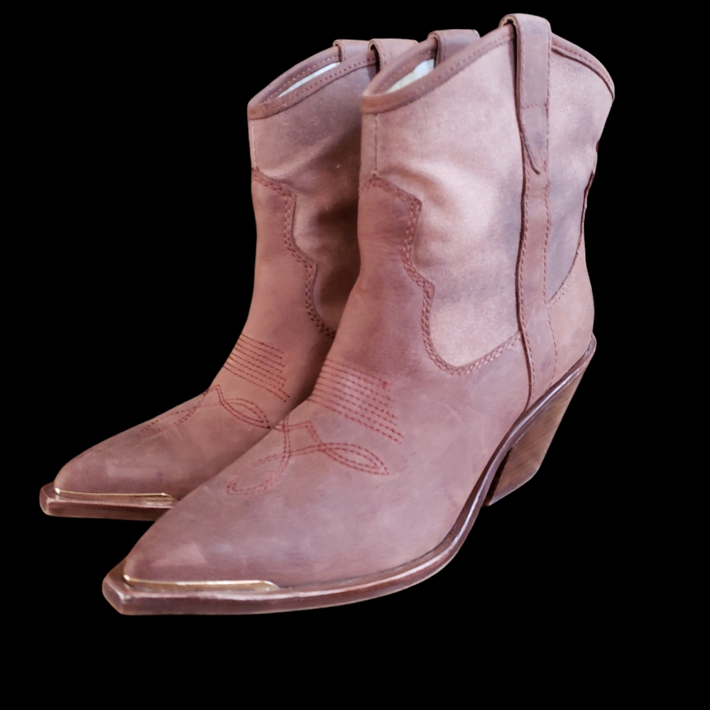 Dolce Vita Western Ankle Booties With Gold Detail Size 6.5 - Picture 2 of 8